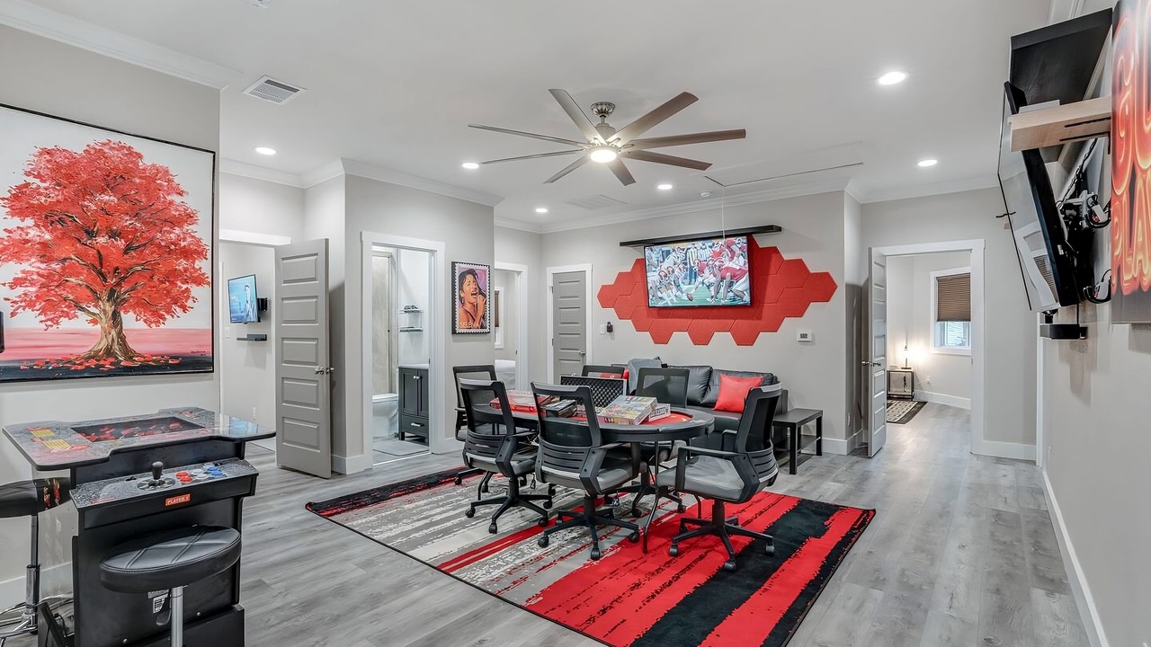 Photo of Bedroom in Five Points