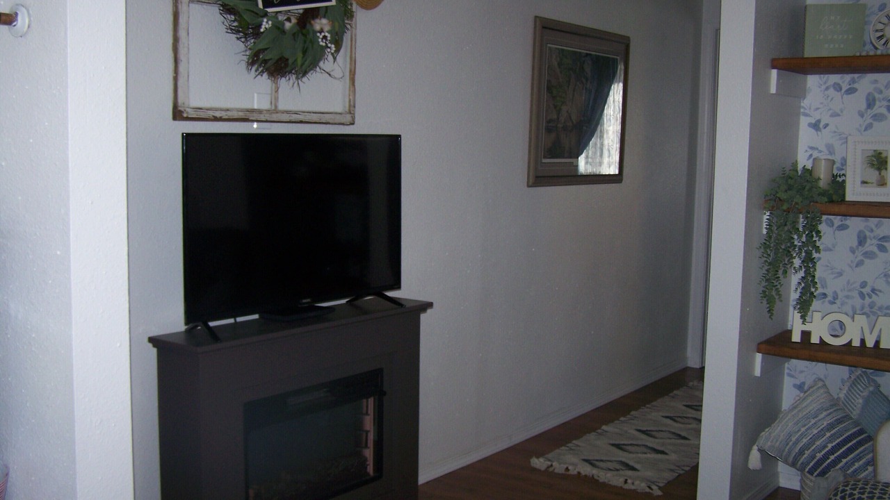 Photo of Livingroom in Elgin