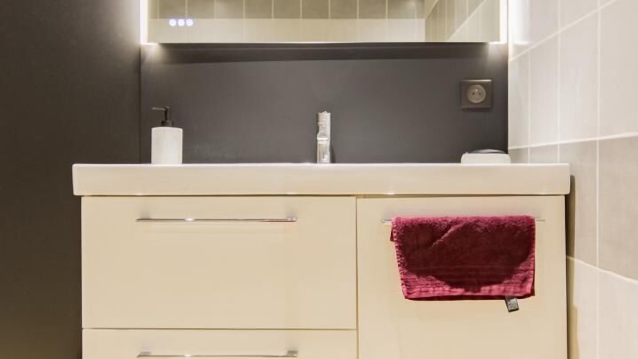 Photo of Bathroom in Serrieres