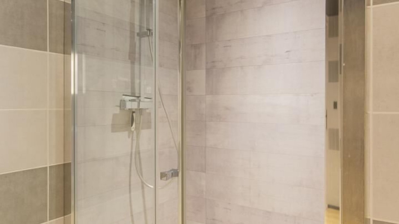 Photo of Bathroom in Serrieres