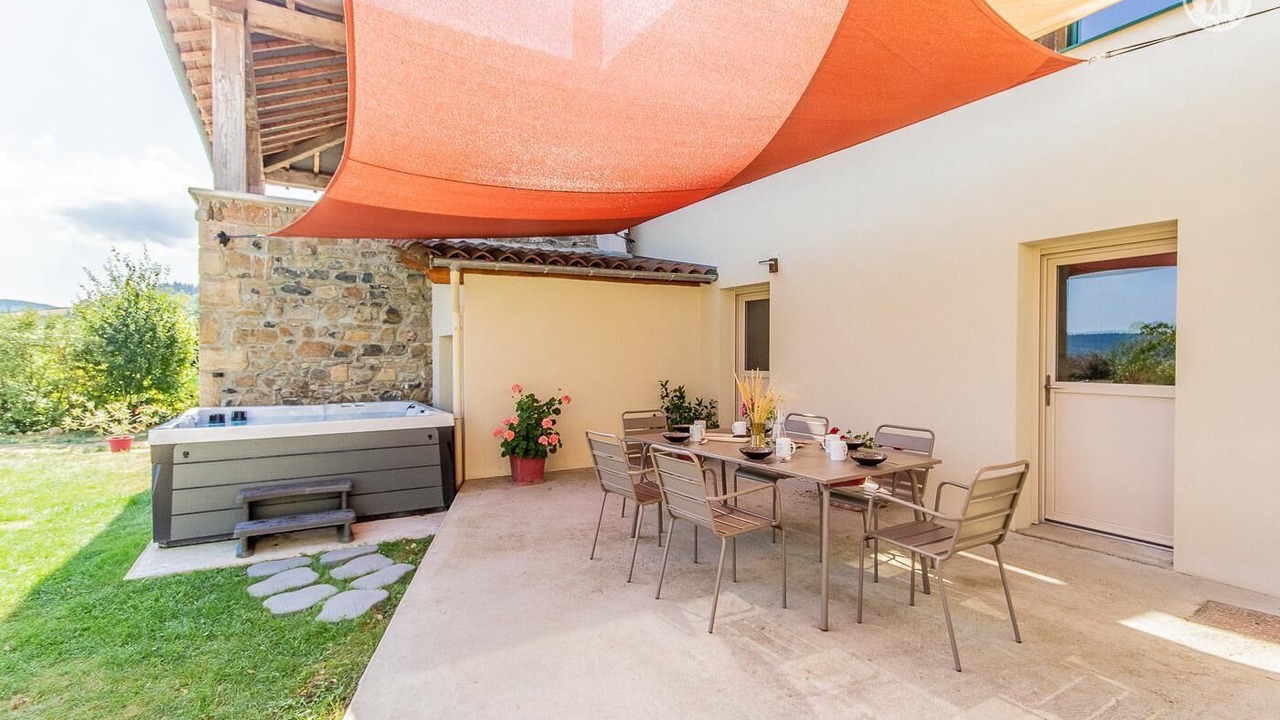 Photo of Outdoor in Serrieres