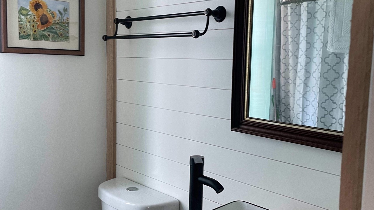 Photo of Bathroom in Bolivar