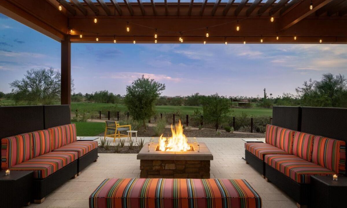 Photo of Livingroom in East Mesa