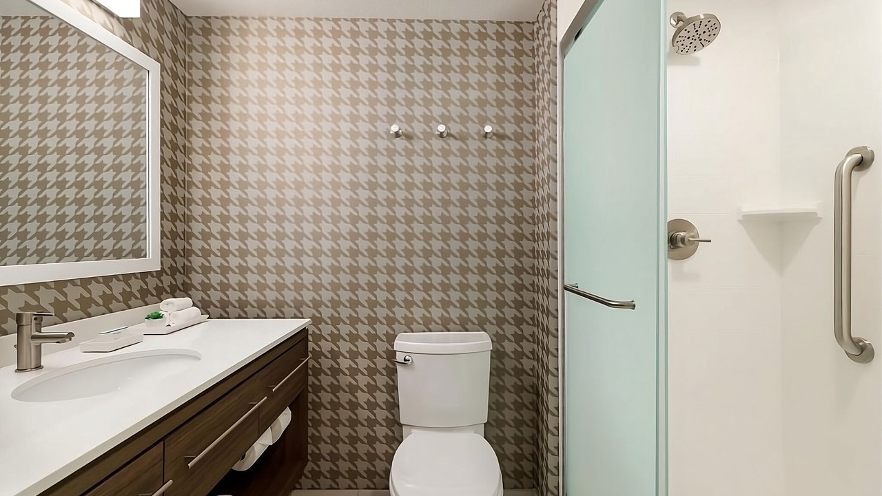 Photo of Bathroom in East Mesa