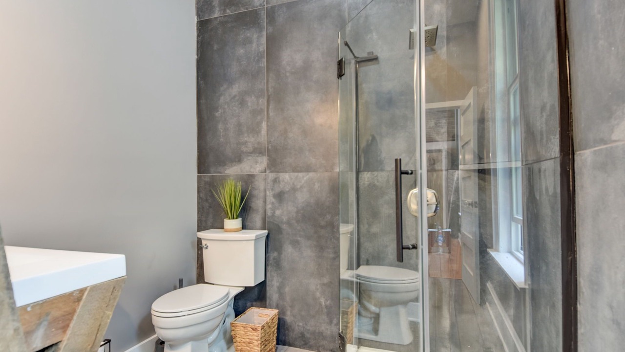 Photo of Bathroom in Fifth Ward
