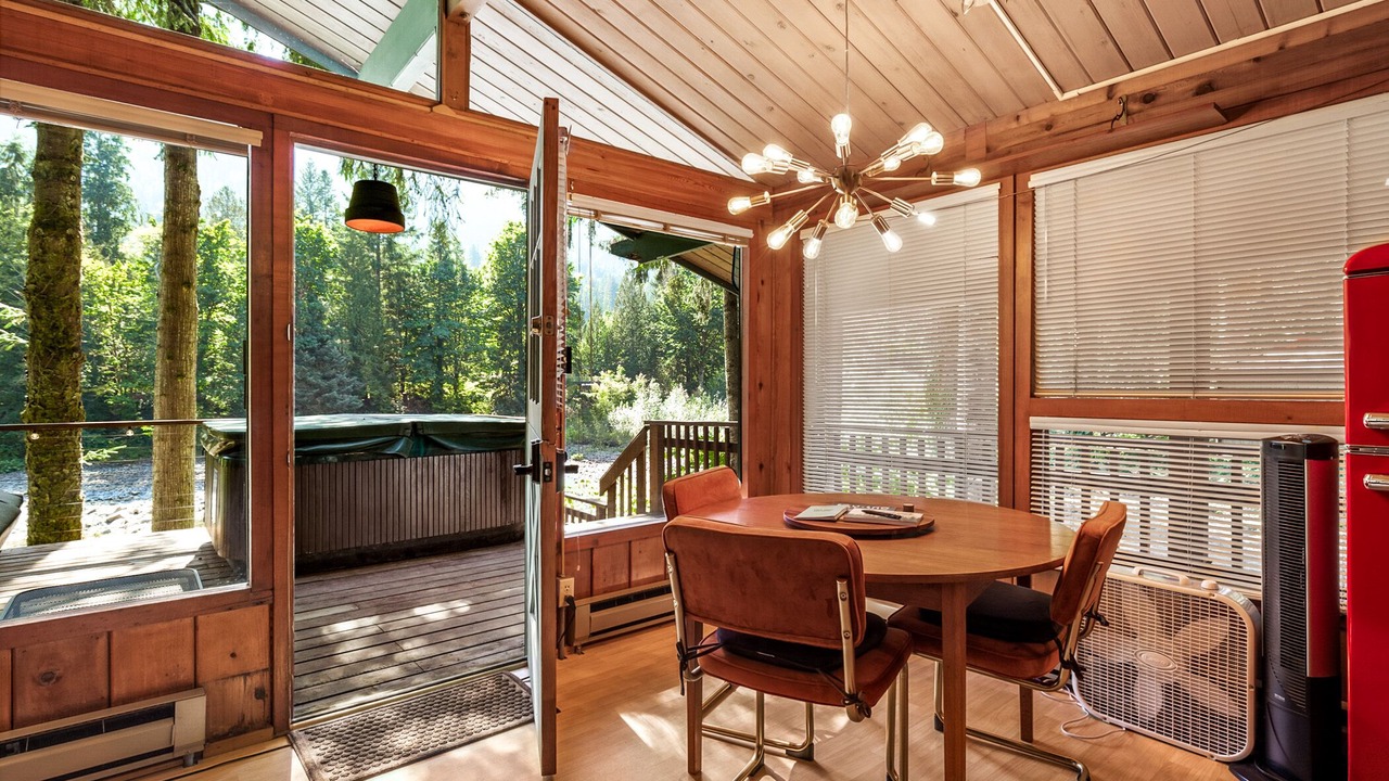 Photo of Others in Gold Bar