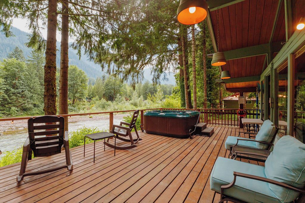 Photo of Patio Balcony in Gold Bar