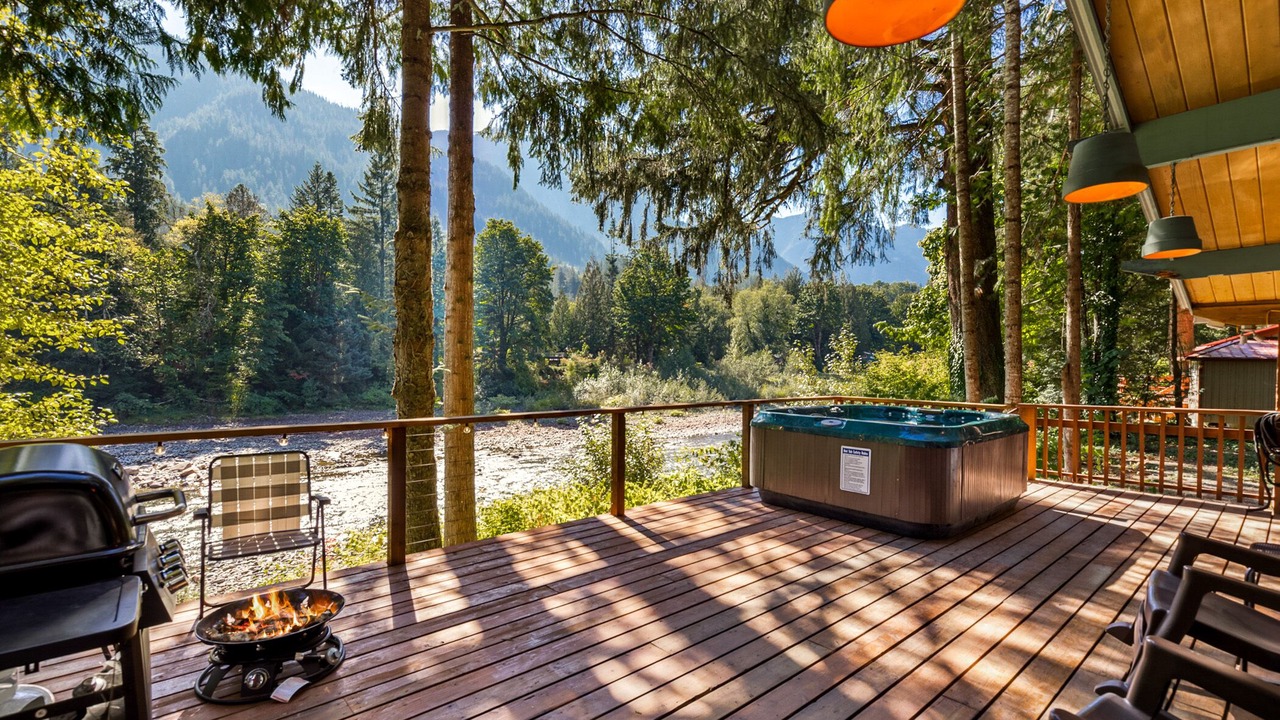 Photo of Others in Gold Bar