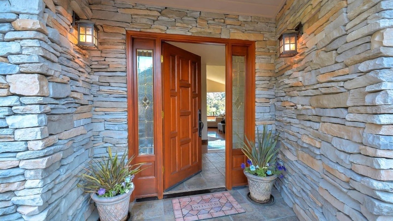 Photo of Others in Larkfield-Wikiup