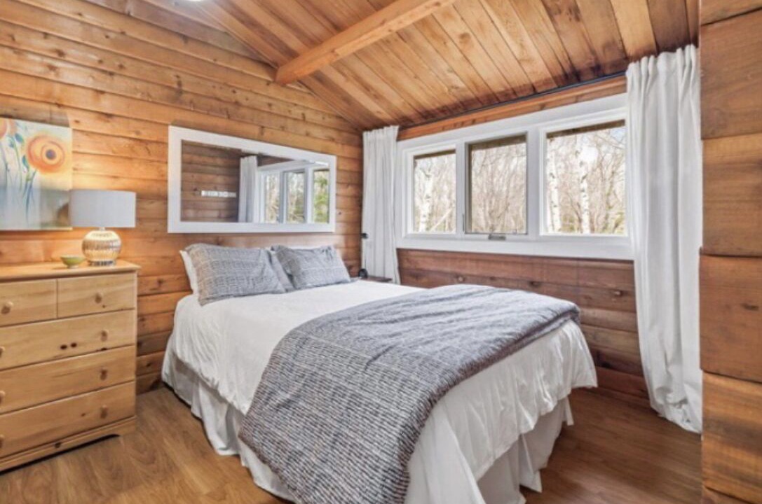 Photo of Bedroom in Bayview