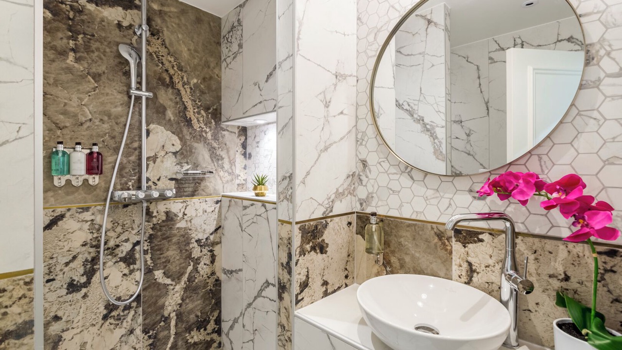 Photo of Bathroom in Madeleine