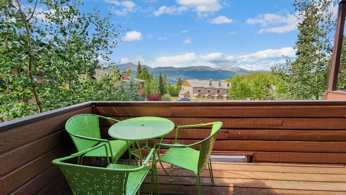 Photo of Patio Balcony in Baldy Mountain