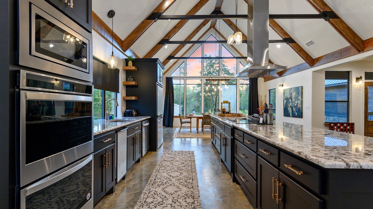 Photo of Kitchen in Broken Bow