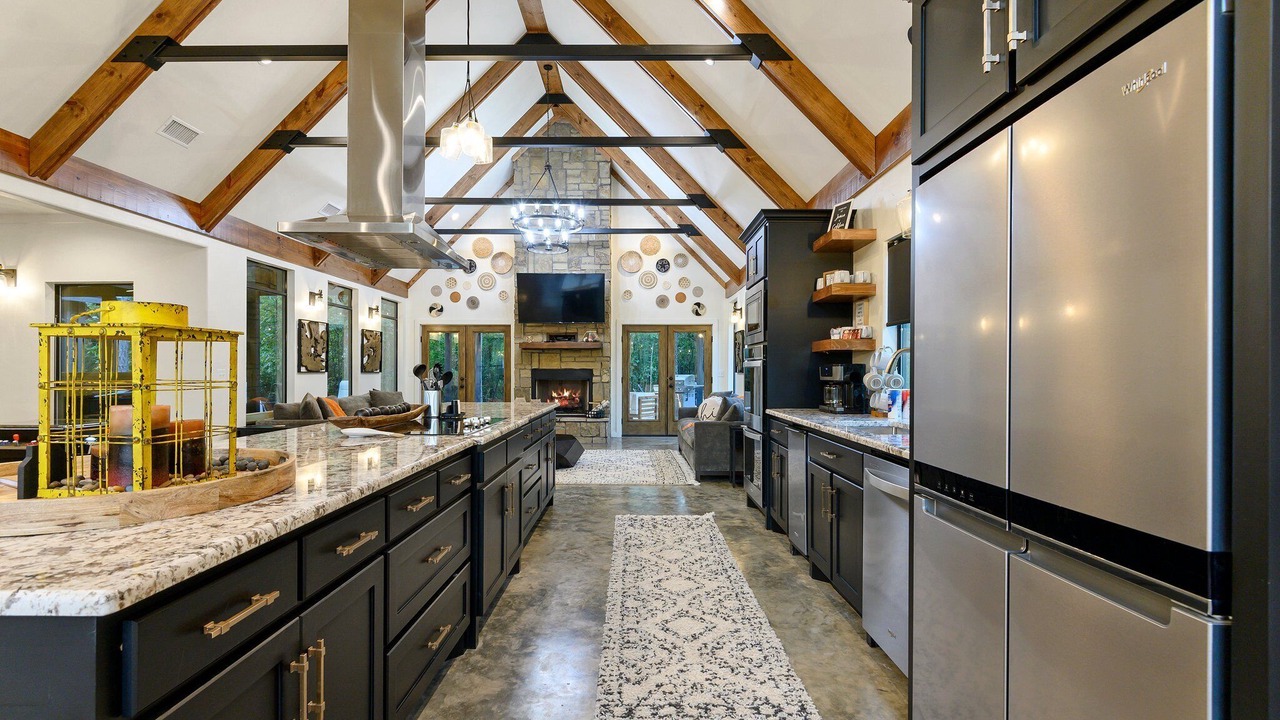 Photo of Kitchen in Broken Bow