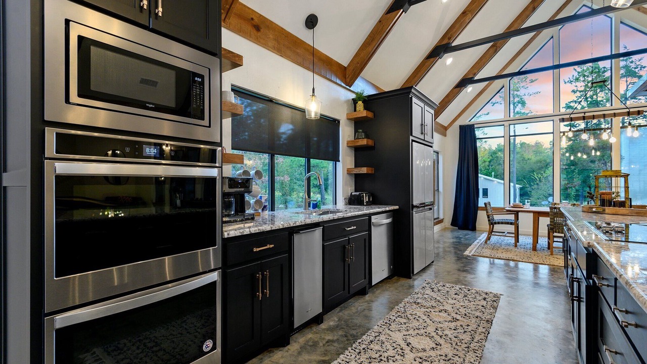 Photo of Kitchen in Broken Bow