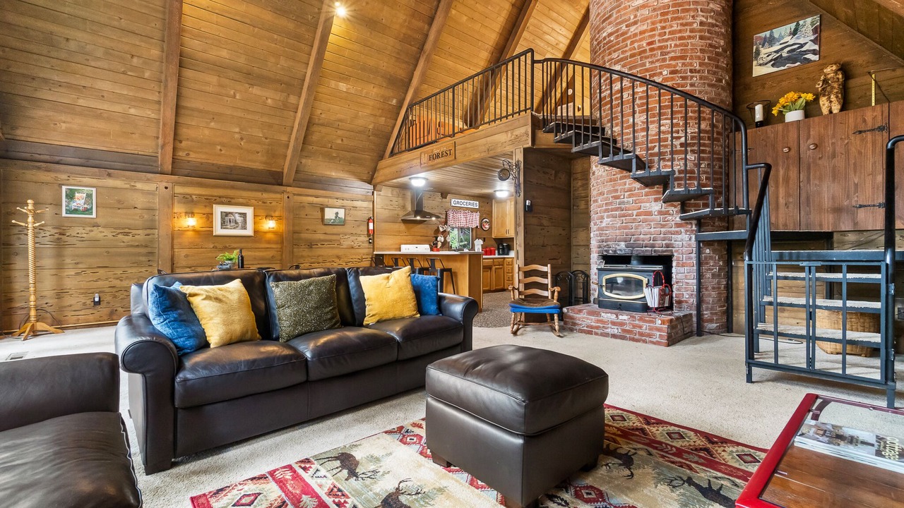 Photo of Livingroom in Sierra Cedars