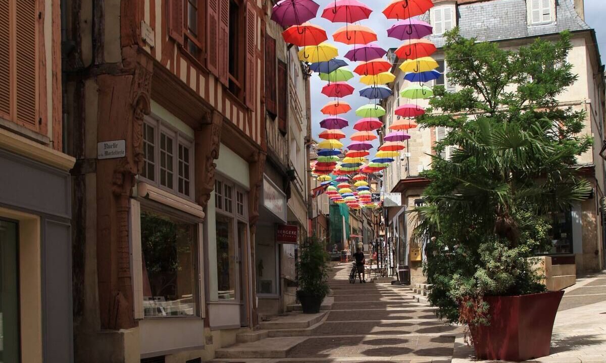 Photo of Others in Joigny