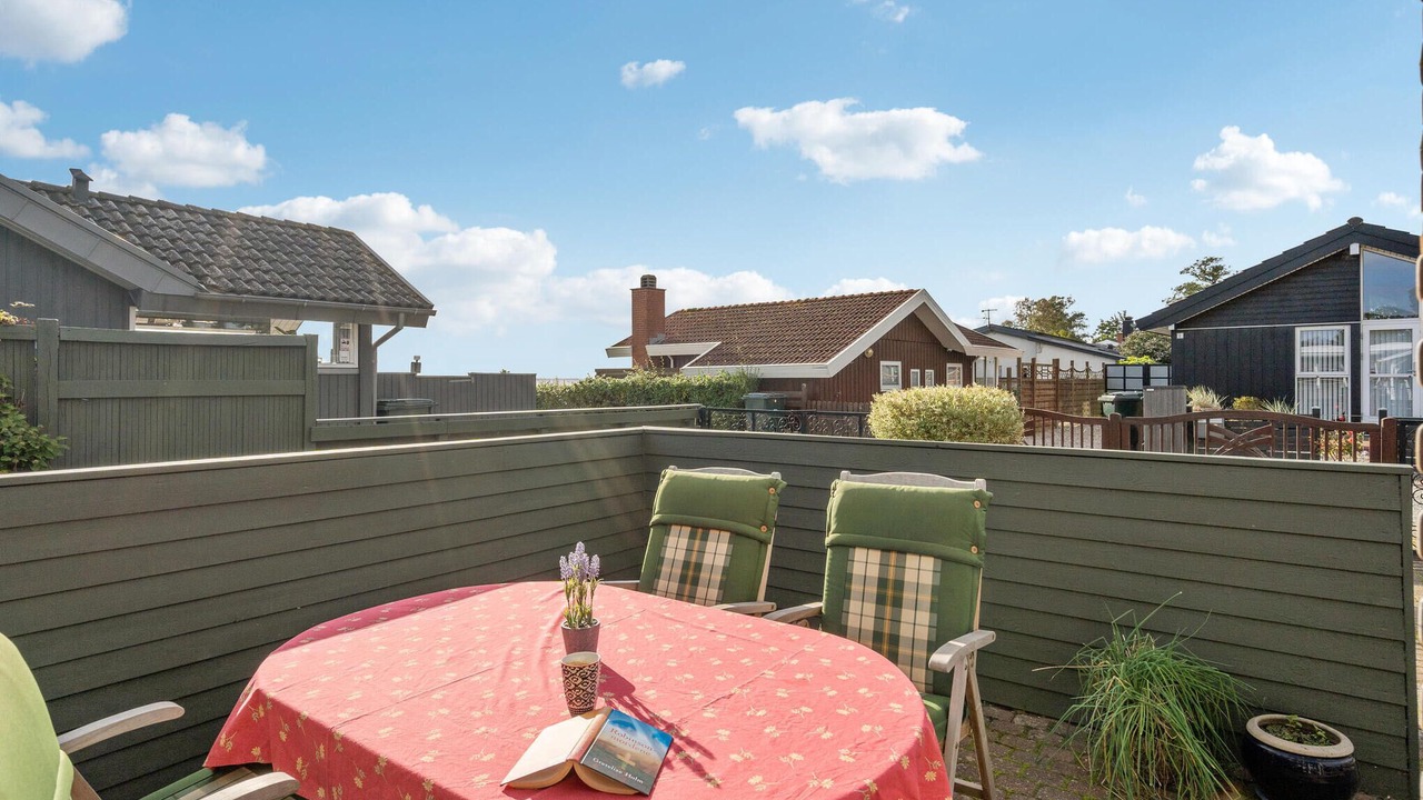 Photo of Others in Bjert