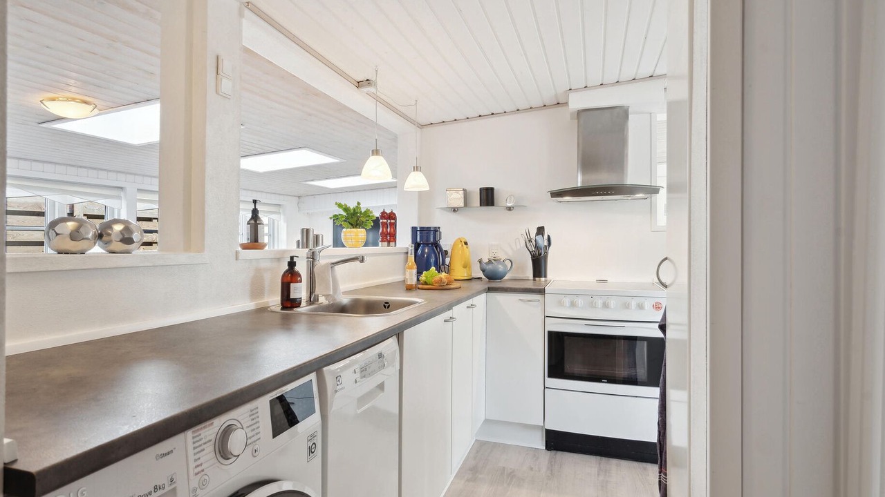 Photo of Others in Bjert