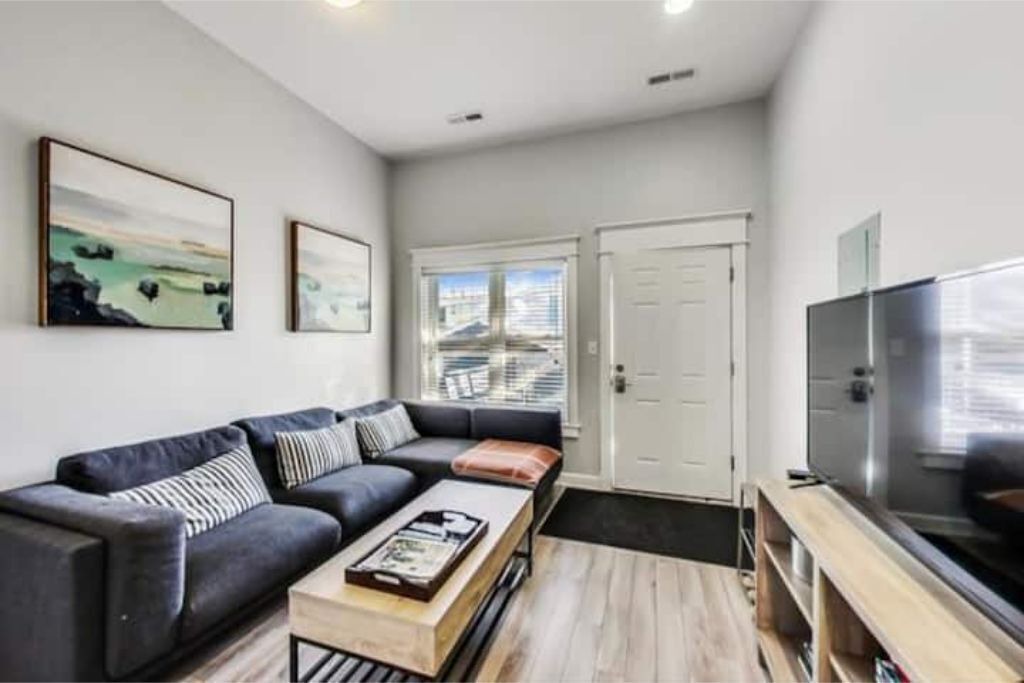 Photo of Livingroom in Tri-Taylor