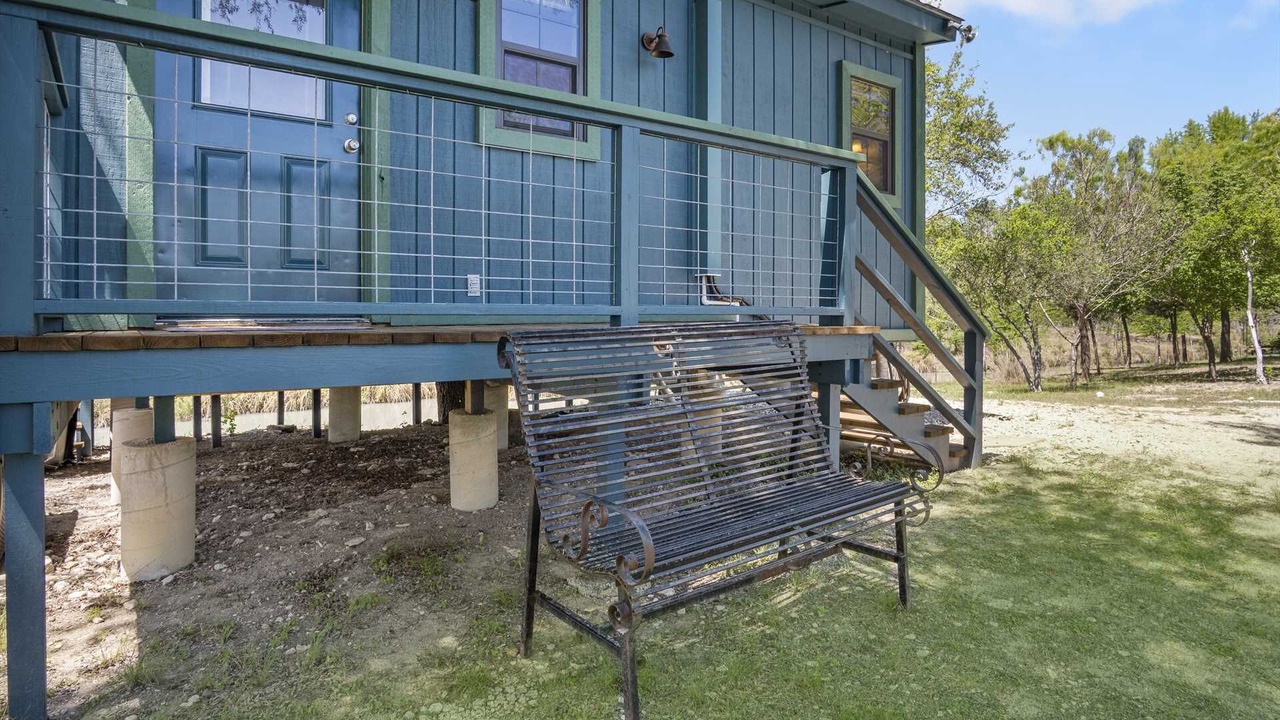 Photo of Patio Balcony in Bandera