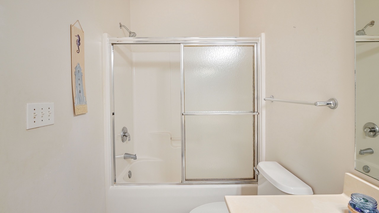 Photo of Bathroom in Red Hill
