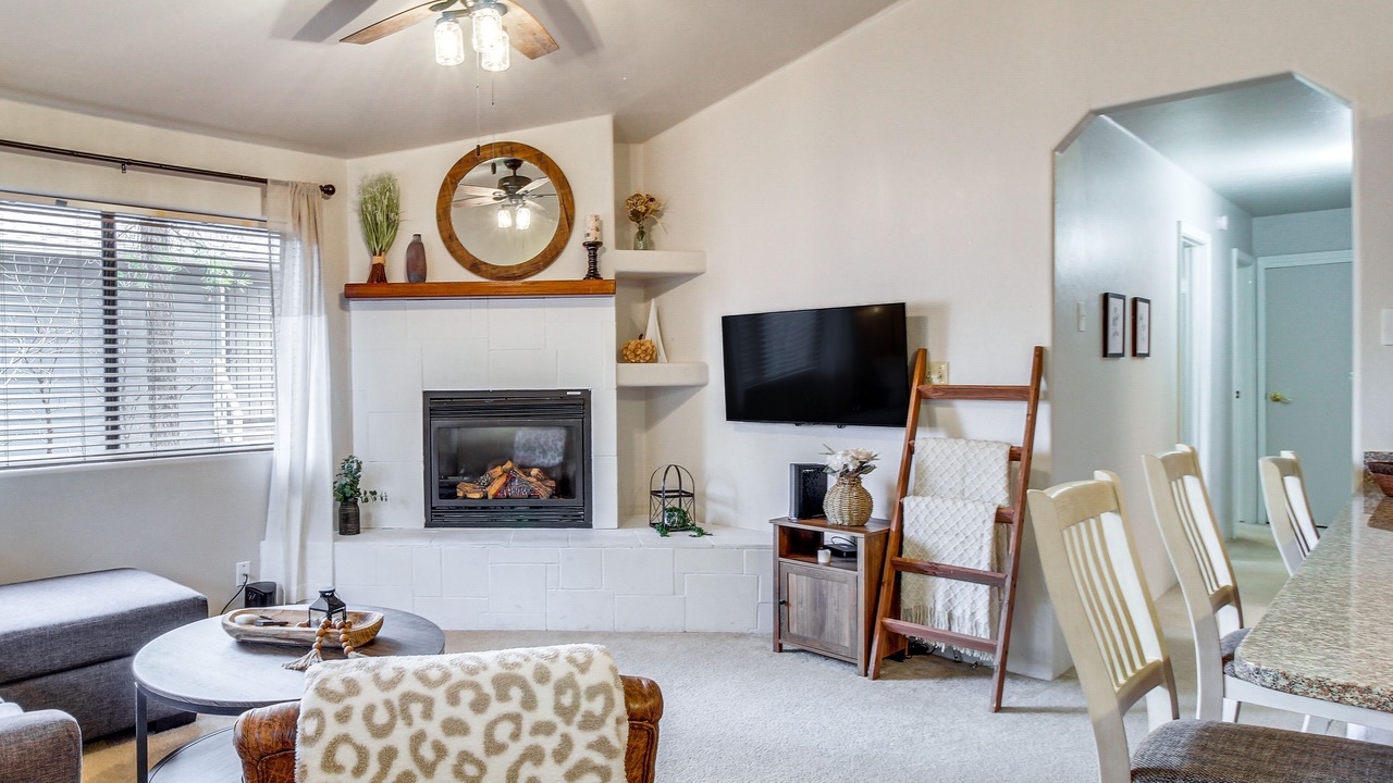 Photo of Livingroom in Pinetop