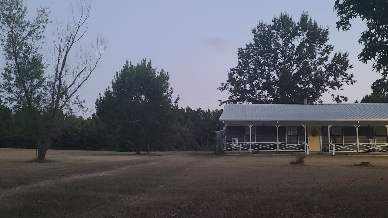 Photo of Outdoor in Pennington