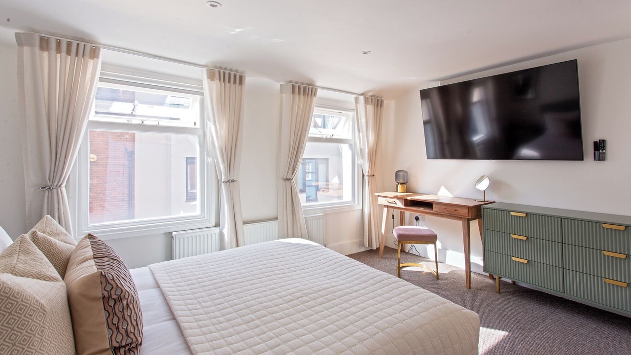 Photo of Bedroom in Covent Garden