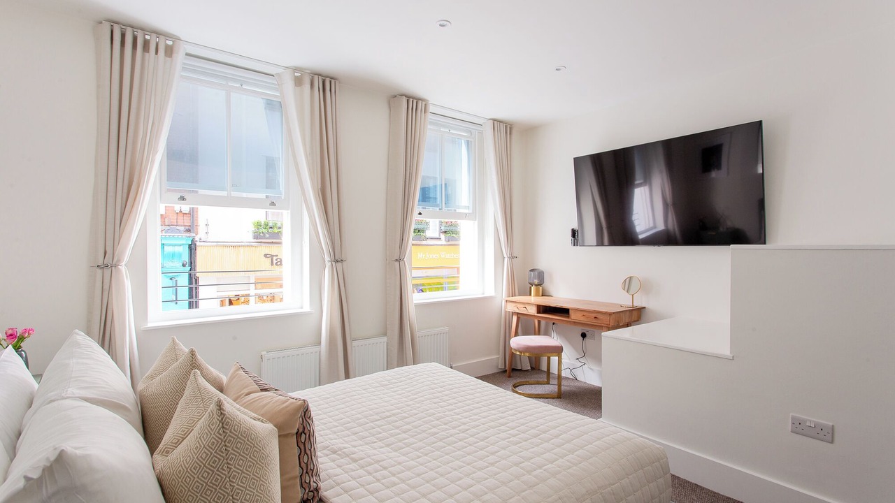 Photo of Bedroom in Covent Garden