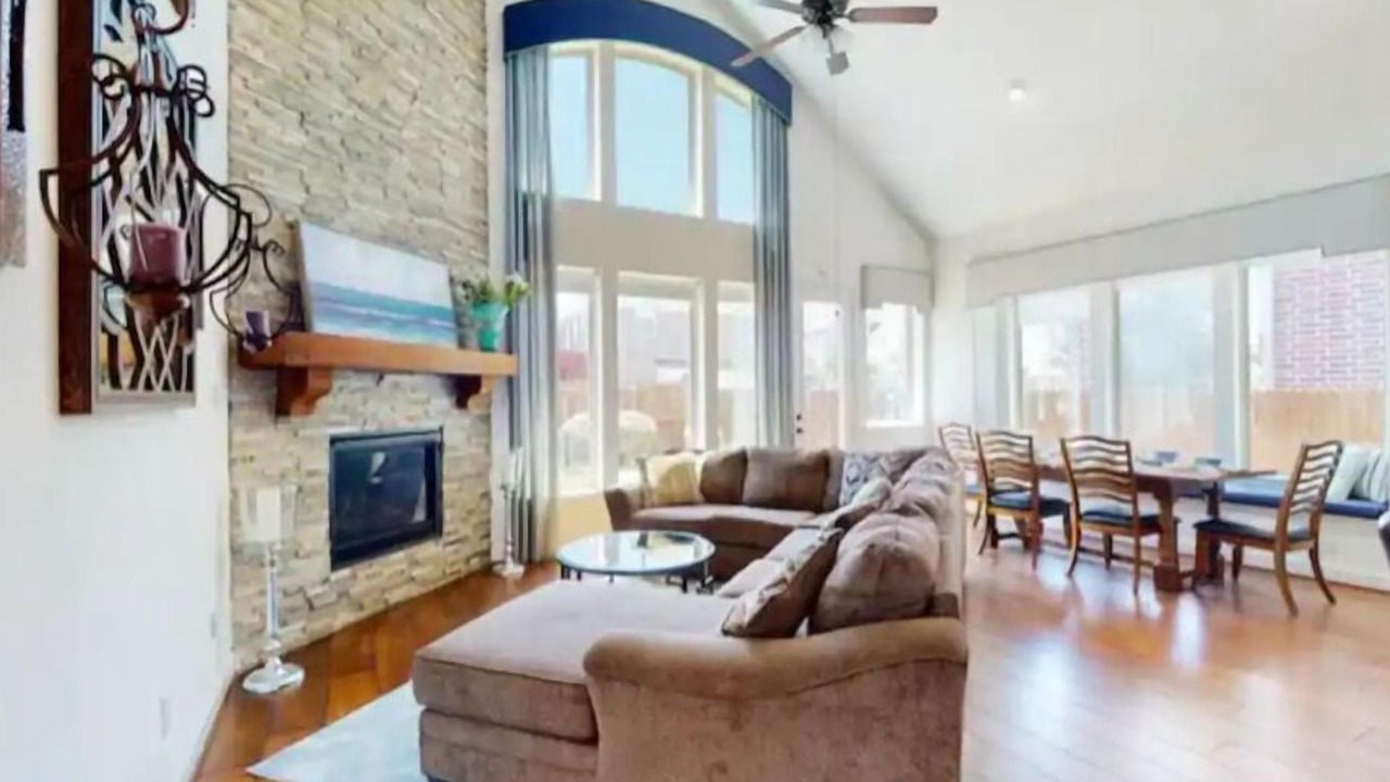 Photo of Livingroom in Little Elm