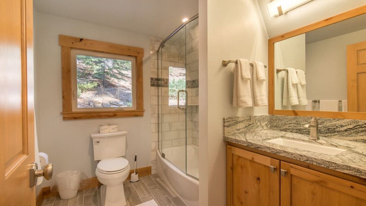 Photo of Bathroom in Talmont