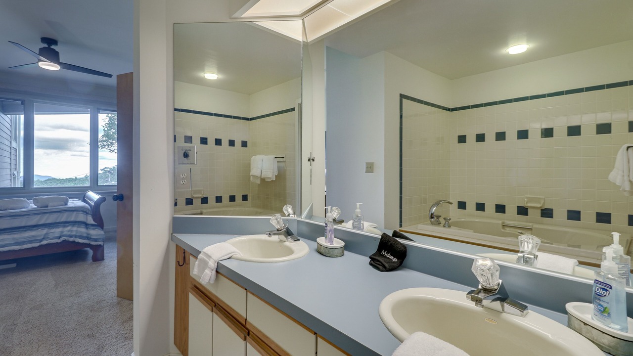 Photo of Bathroom in Wintergreen