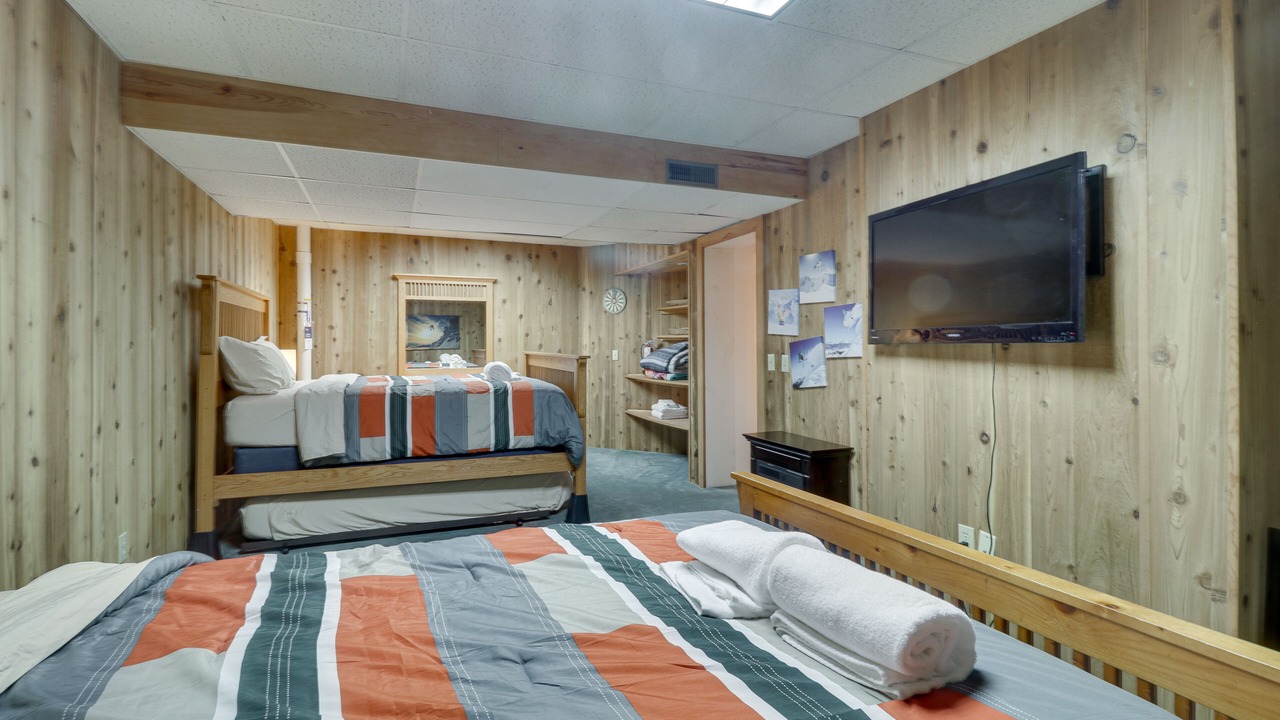 Photo of Bedroom in Wintergreen