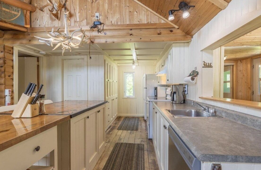 Photo of Kitchen in Saint-Michel-des-Saints