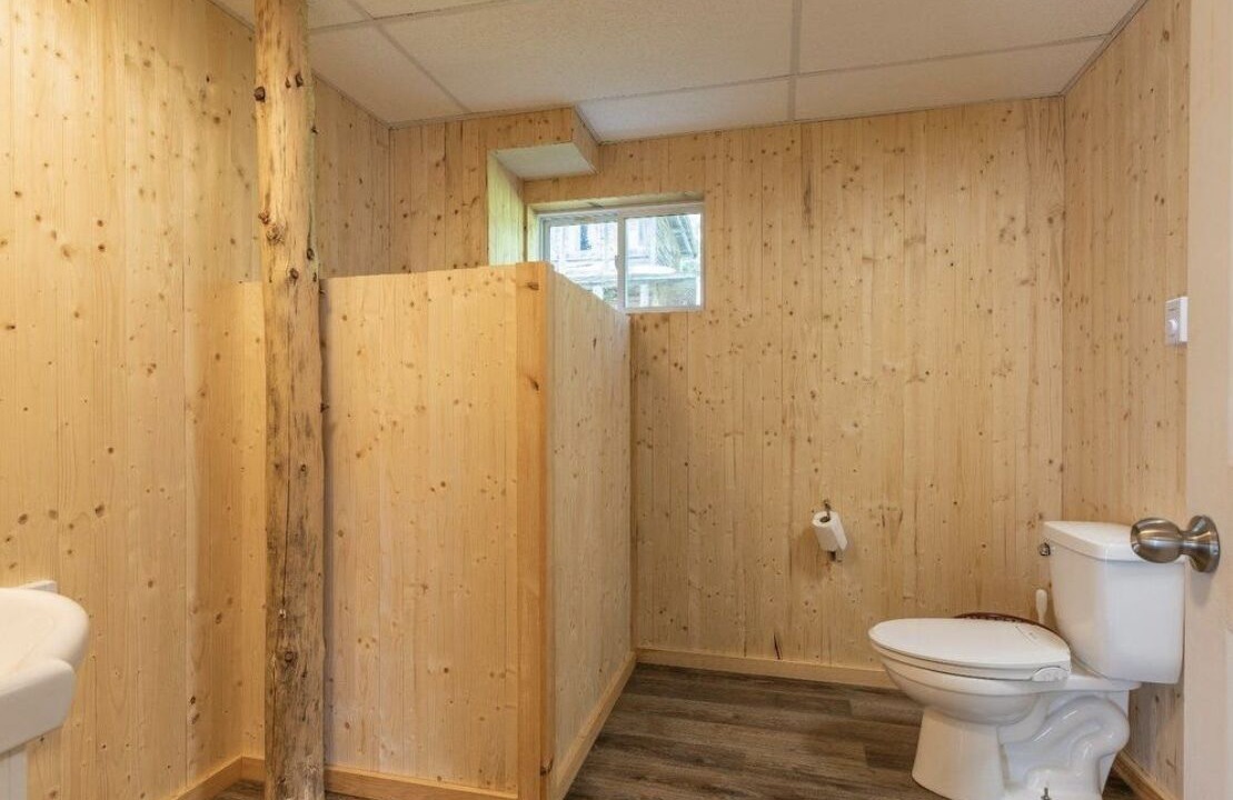 Photo of Bathroom in Saint-Michel-des-Saints