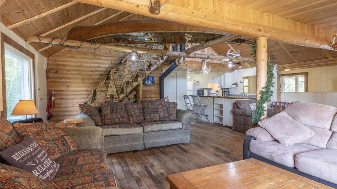 Photo of Livingroom in Saint-Michel-des-Saints