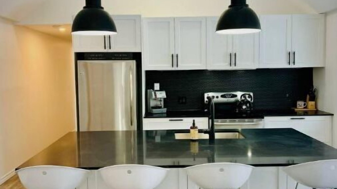 Photo of Kitchen in Bolton-Est