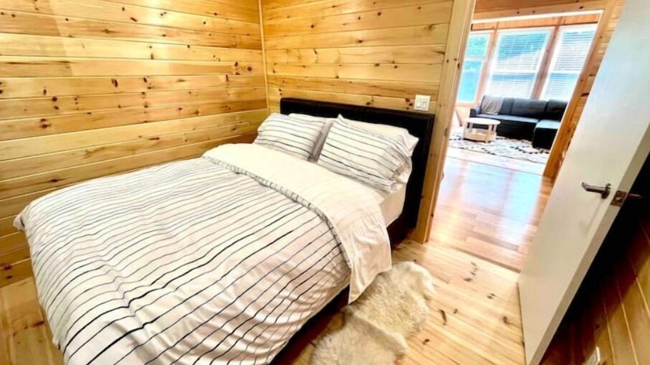 Photo of Bedroom in Dysart et al
