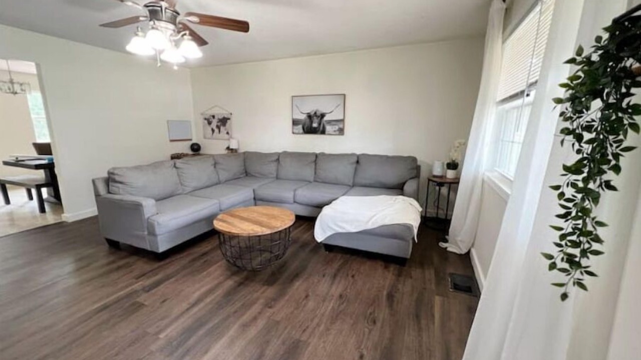 Photo of Livingroom in Waynesville