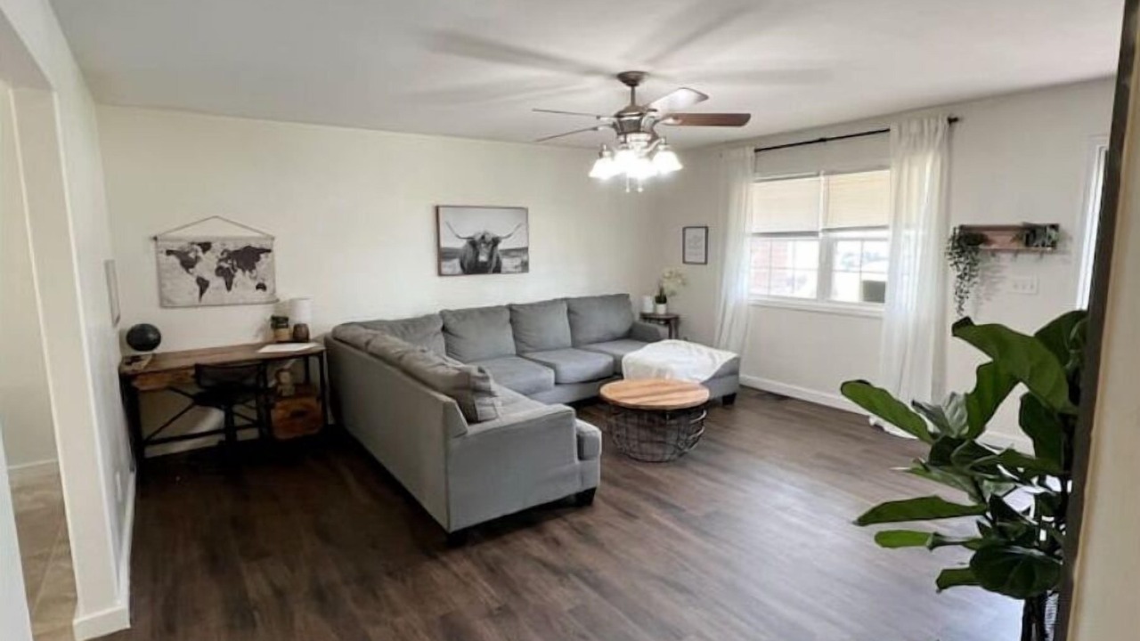 Photo of Livingroom in Waynesville