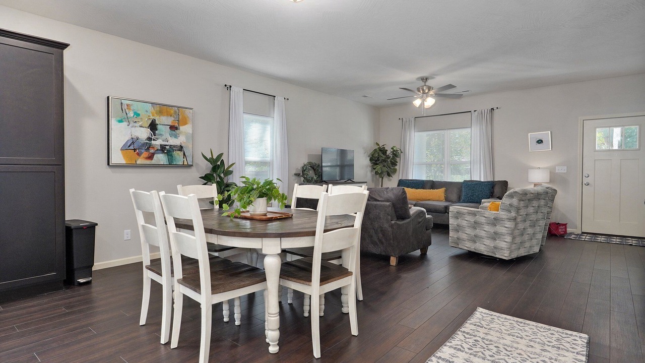 Photo of Livingroom in Springfield