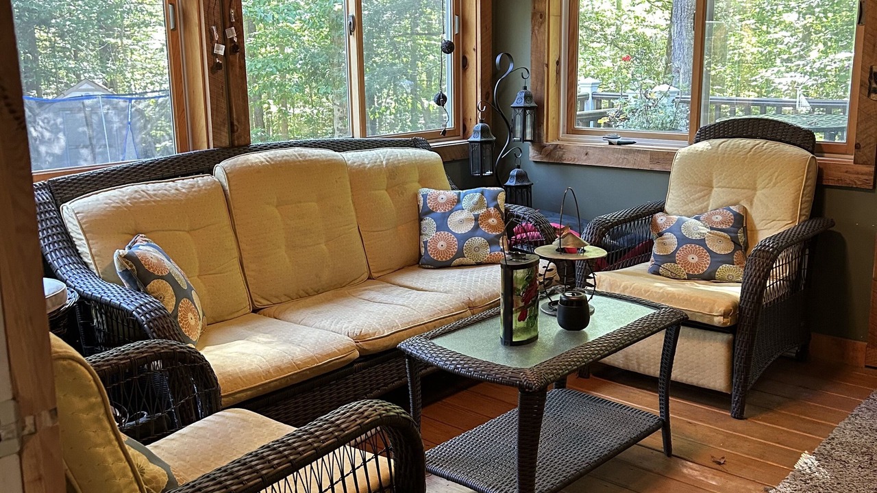 Photo of Livingroom in Town of Webb