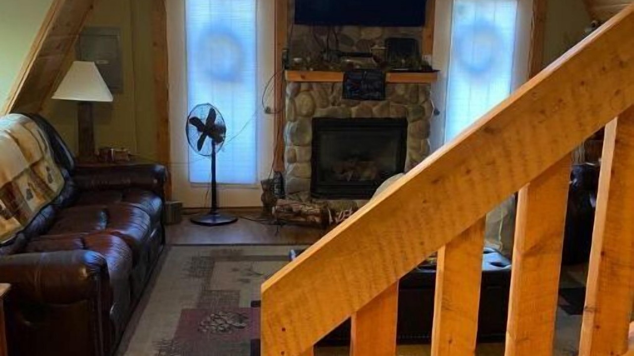 Photo of Livingroom in Town of Webb