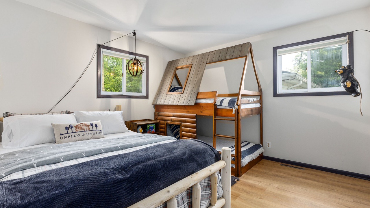 Photo of Bedroom in Motley