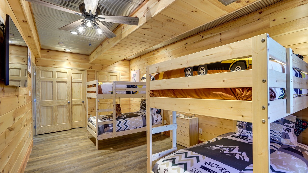 Photo of Bedroom in Grubville