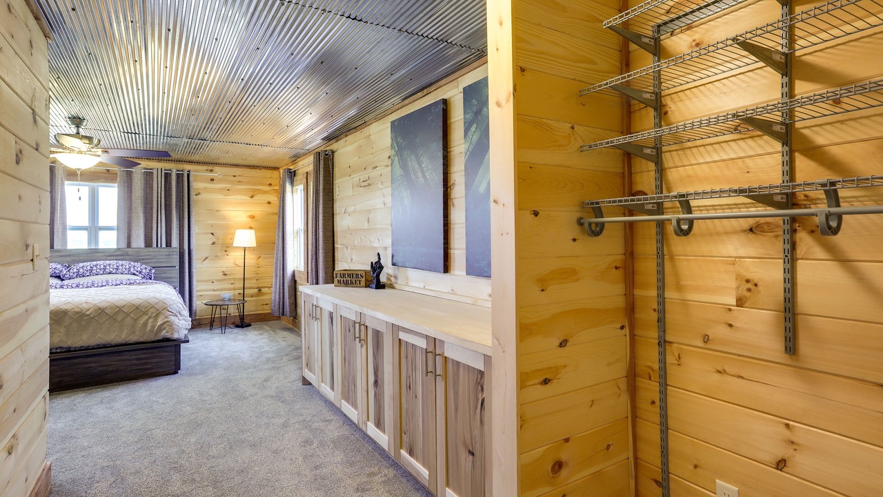 Photo of Bedroom in Grubville