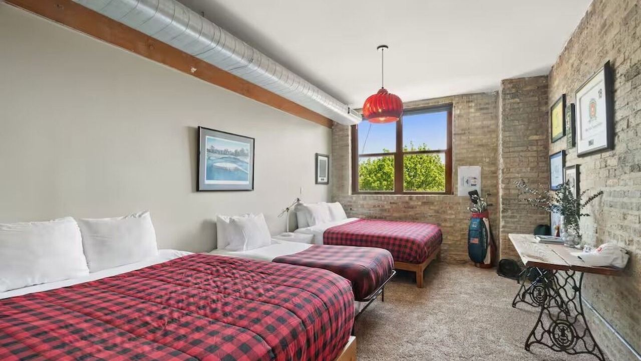 Photo of Bedroom in Logan Square
