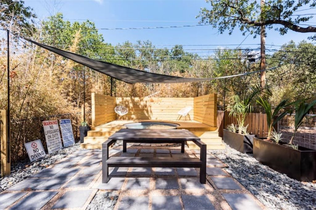 Photo of Outdoor in Cherrywood