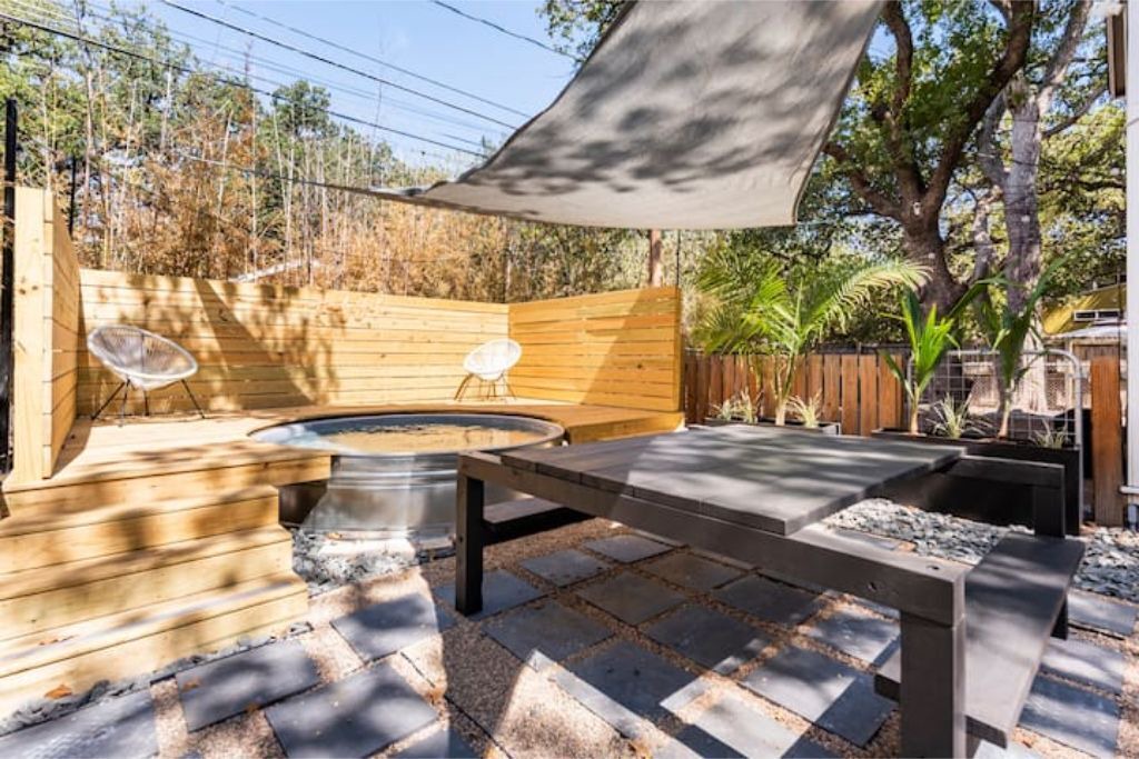 Photo of Outdoor in Cherrywood